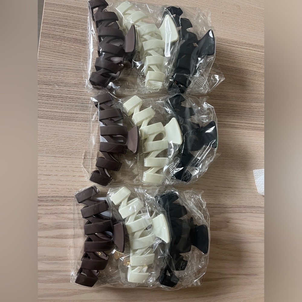 9 hair clips